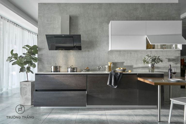 決定廚房是優雅還是豪華的首要因素之一是從布局方面考慮廚房的設計